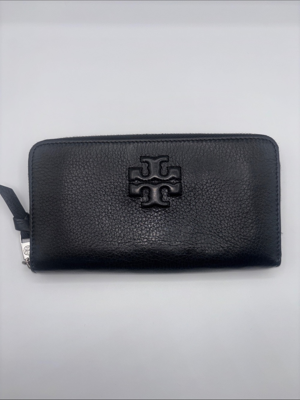 Tory Burch Black Pebbled Leather Zip Wallet with Logo